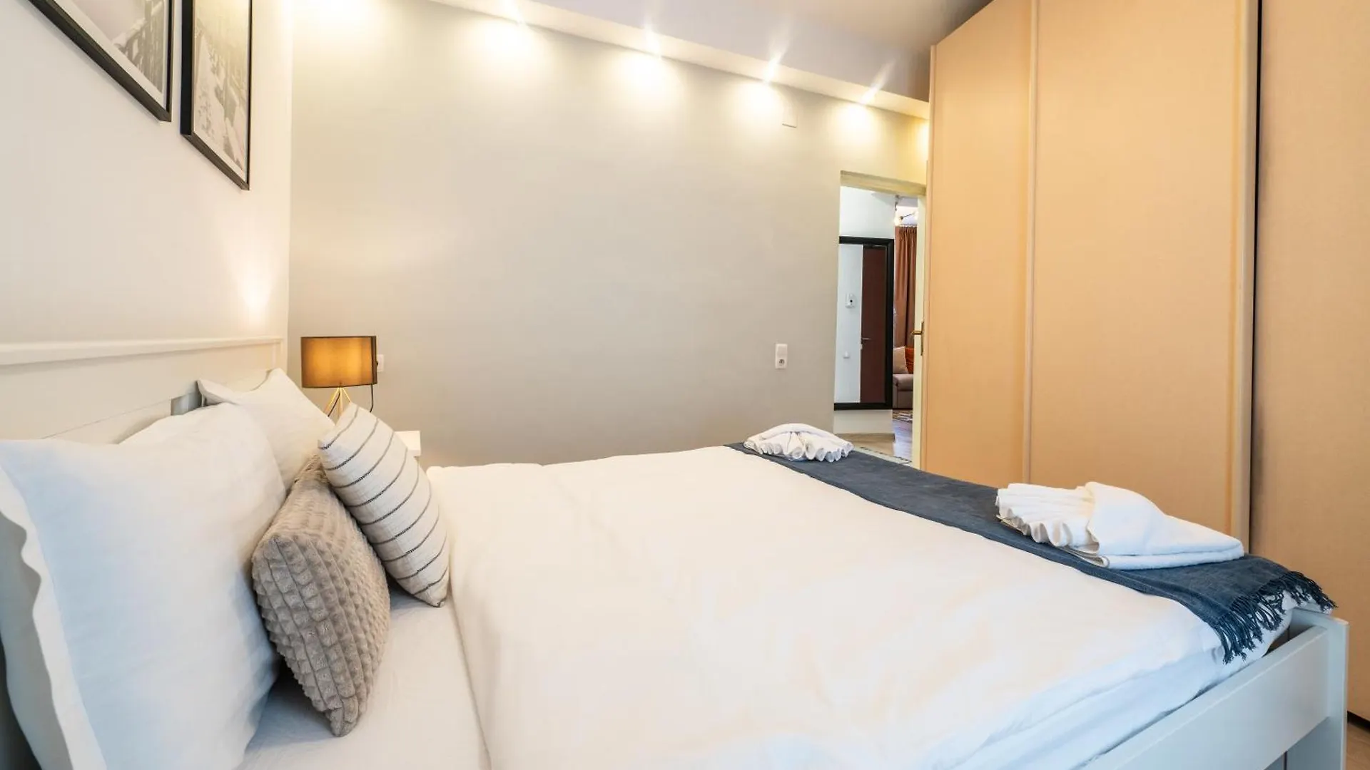 Charming & Cozy 1Br Flat In The Heart Of Bucharest Apartamento 0*,